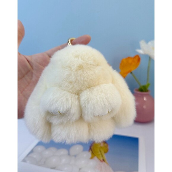 Real Rabbit hair pompom keychain - KC032 Ivory - Picture 3 of 5